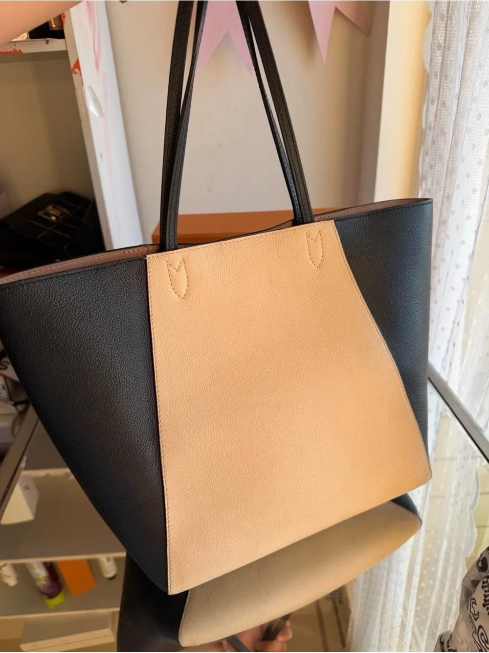 Louis Vuitton Lockme Cabas Tote MM Vanille Noir Grained Calf Leather Silver Lock